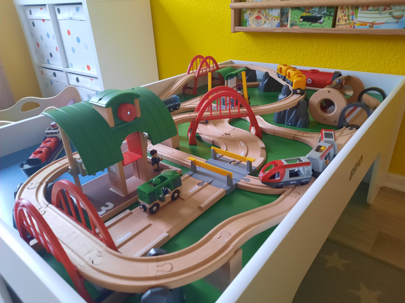 Eisenbahnspieltisch